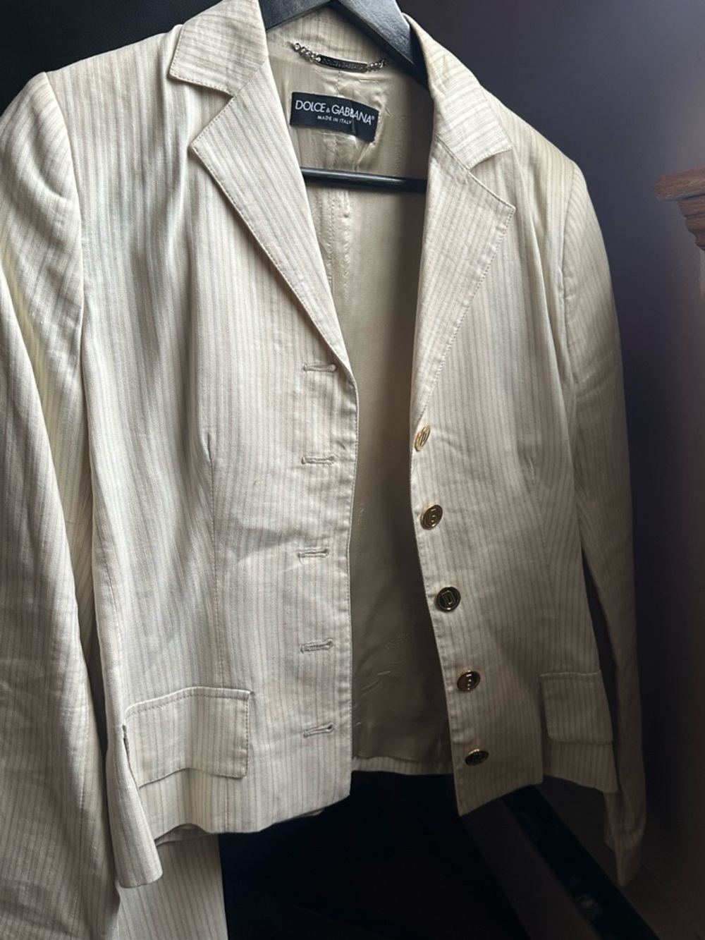 New!!Dolce and Gabbana Cream Pinstripe Blazer size 38 vintage!